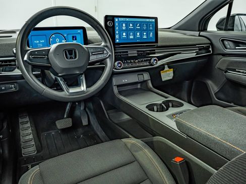 Used 2024 Honda Prologue EX image 30