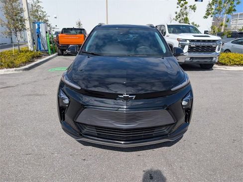 Certified 2023 Chevrolet Bolt EUV LT w/ Comfort Package image 2