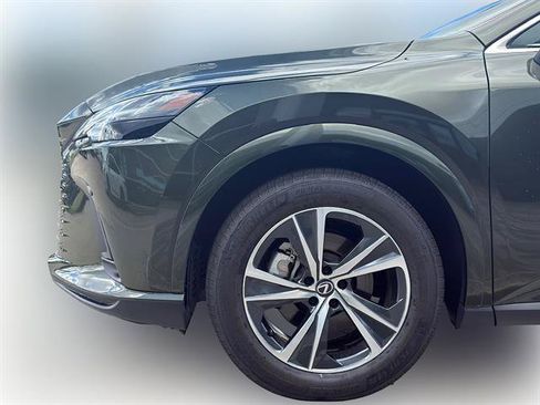 Used 2025 Lexus RX 350 Premium w/ Convenience Package FWD image 5