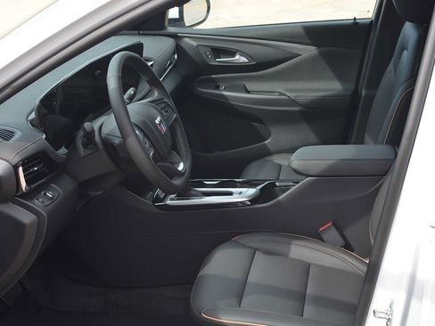 New 2026 Buick Envista Sport Touring FWD image 10