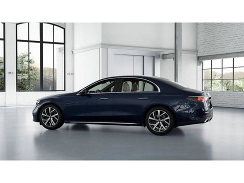 New 2027 Mercedes-Benz E 350 4MATIC Sedan image 32