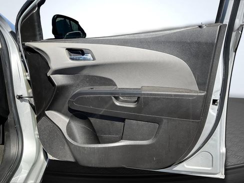 Used 2017 Chevrolet Sonic LT image 24