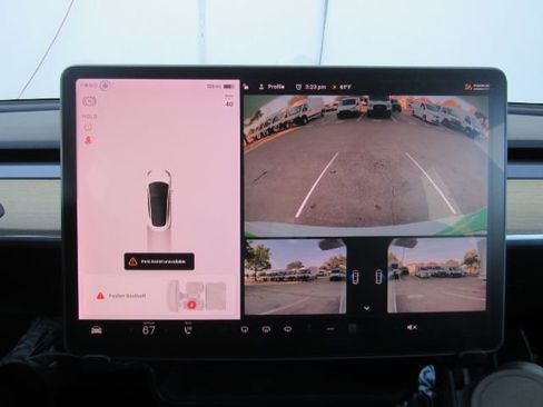 Used 2019 Tesla Model 3 Standard Range image 10