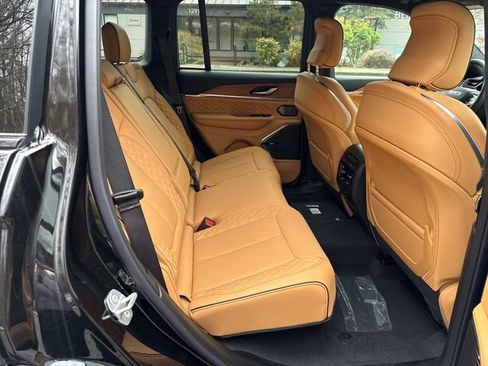 New 2025 Jeep Grand Cherokee Summit AWD/4WD image 10