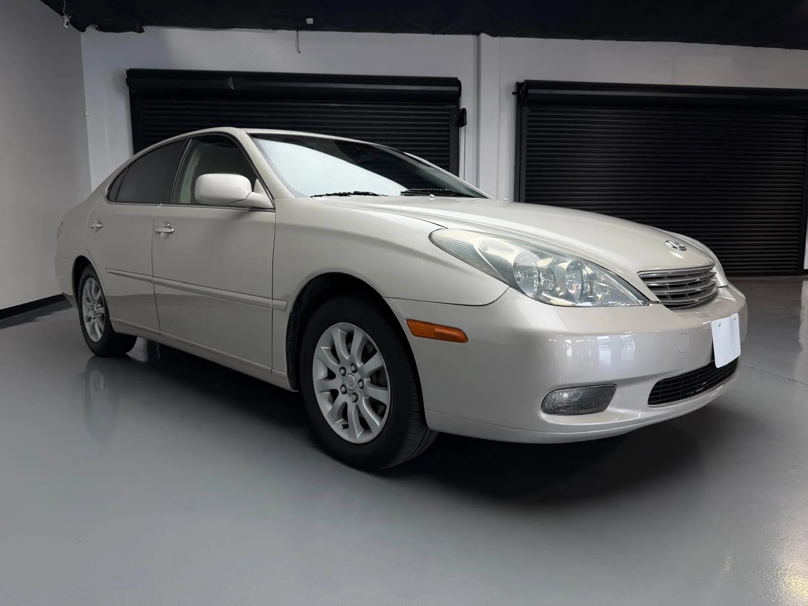 Used 2003 Lexus ES 330 FWD image 3