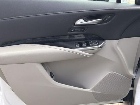 Certified 2023 Cadillac XT4 Premium Luxury FWD image 8