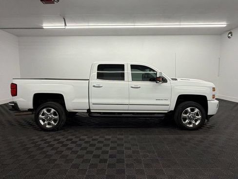 Used 2017 Chevrolet Silverado 2500 LTZ w/ Duramax Plus Package RWD image 7