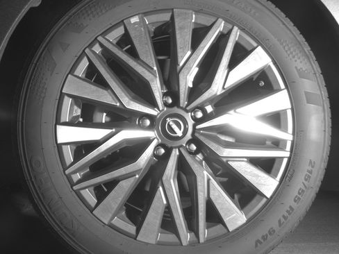 Used 2025 Nissan Altima 2.5 SV image 12