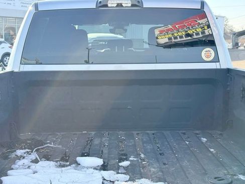 Used 2024 RAM 3500 Big Horn w/ Sport Appearance Package image 24