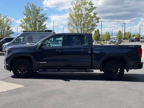 Used 2023 GMC Sierra 1500 Elevation AWD/4WD image 6