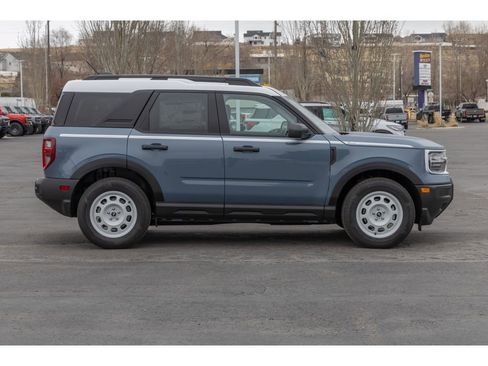 Used 2025 Ford Bronco Sport Heritage w/ Convenience Package image 2