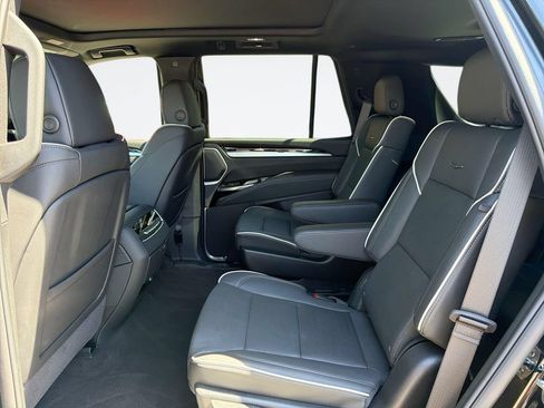 Certified 2026 Cadillac Escalade Luxury RWD image 27
