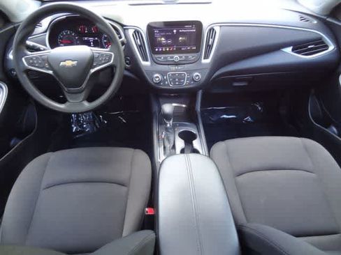 Used 2023 Chevrolet Malibu LT FWD image 11