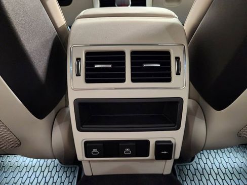 New 2026 Jaguar F-PACE R-Dynamic S image 31