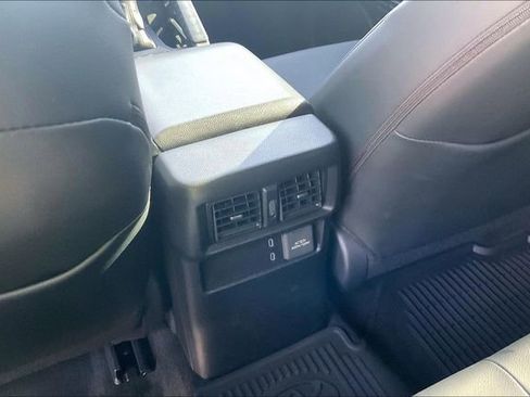 Used 2025 Toyota 4Runner TRD Off-Road Premium AWD/4WD image 35