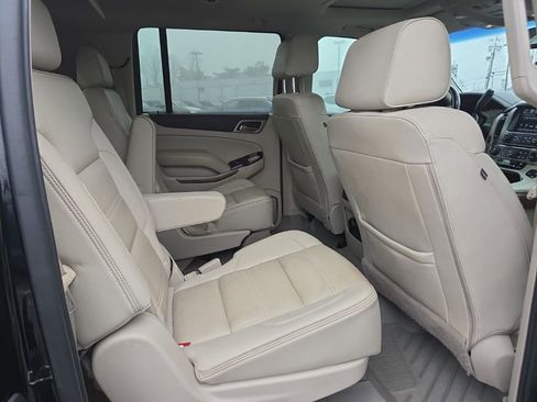 Used 2019 GMC Yukon XL Denali w/ Denali Ultimate Package image 26