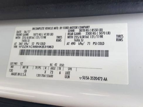 Used 2017 Ford Transit 150 XLT image 28