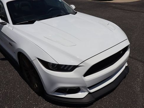 Used 2015 Ford Mustang GT Premium w/ Equipment Group 401A RWD image 21