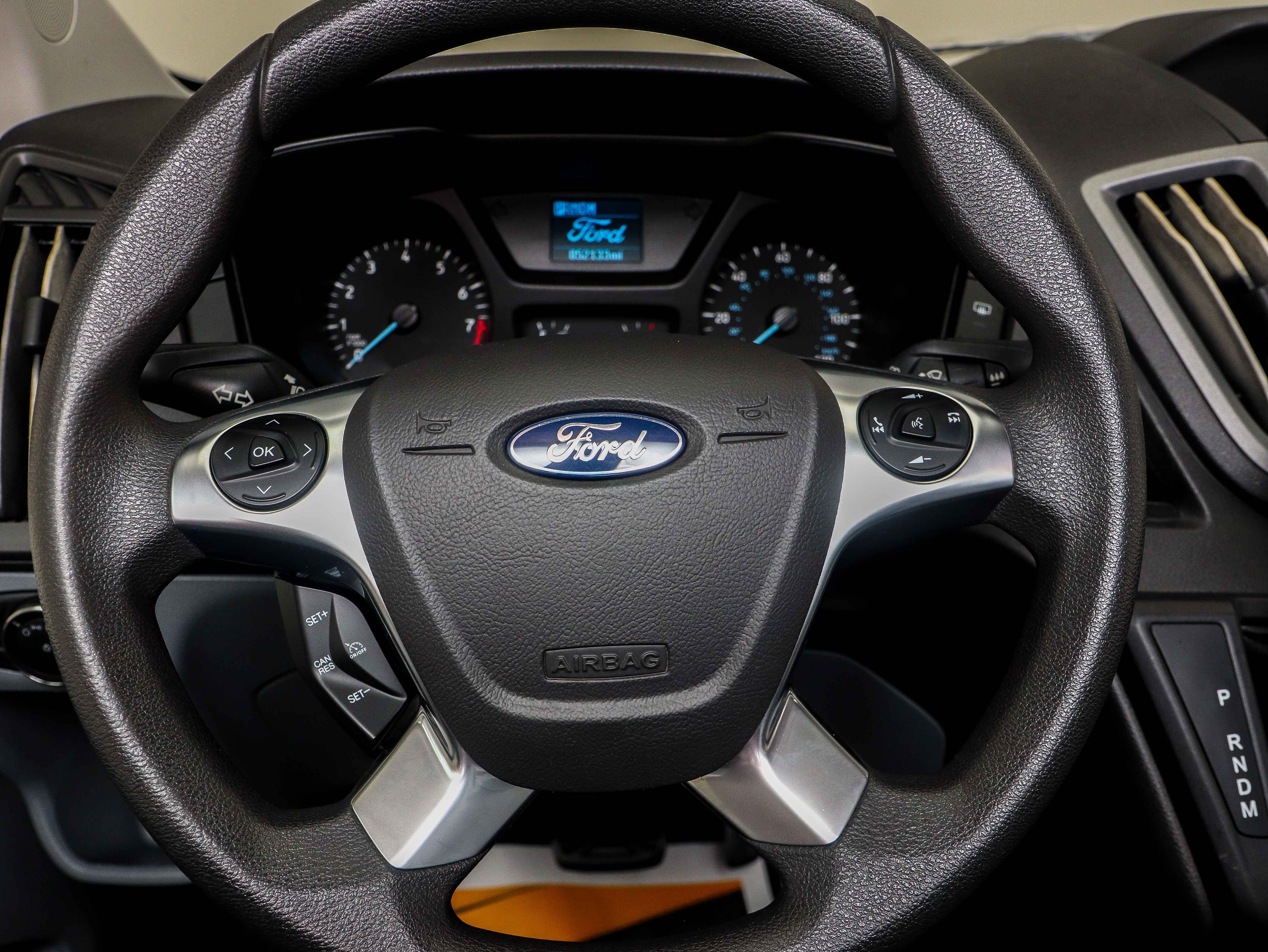Used 2018 Ford Transit 350 XL RWD image 18