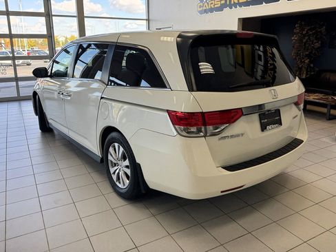 Used 2016 Honda Odyssey EX image 2