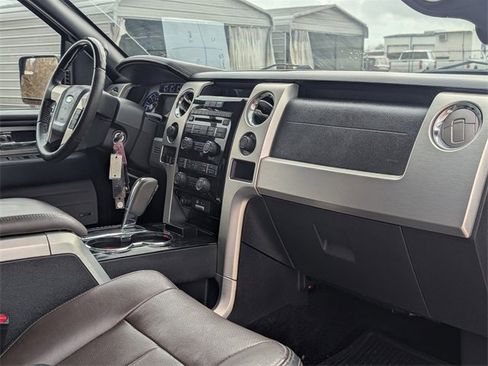 Used 2011 Ford F150 Platinum image 26