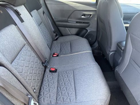 New 2026 Nissan Kicks SV image 11