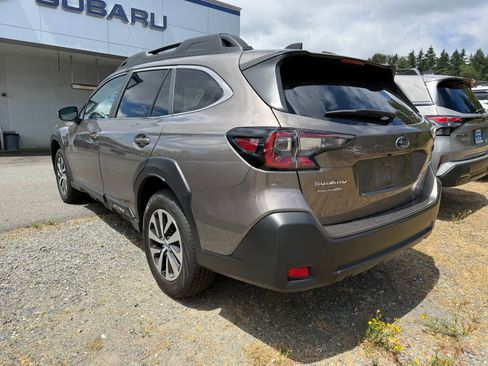 Certified 2024 Subaru Outback Premium AWD/4WD image 2