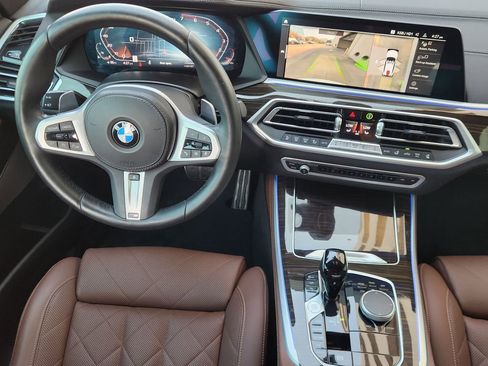 Used 2023 BMW X5 M50i w/ Climate Comfort Package image 27