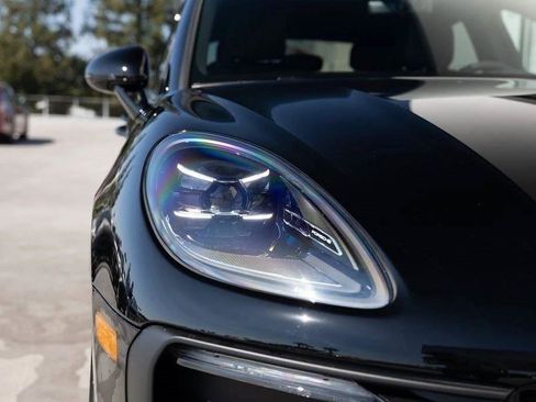 New 2026 Porsche Macan image 83