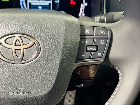 New 2026 Toyota Camry SE FWD image 19