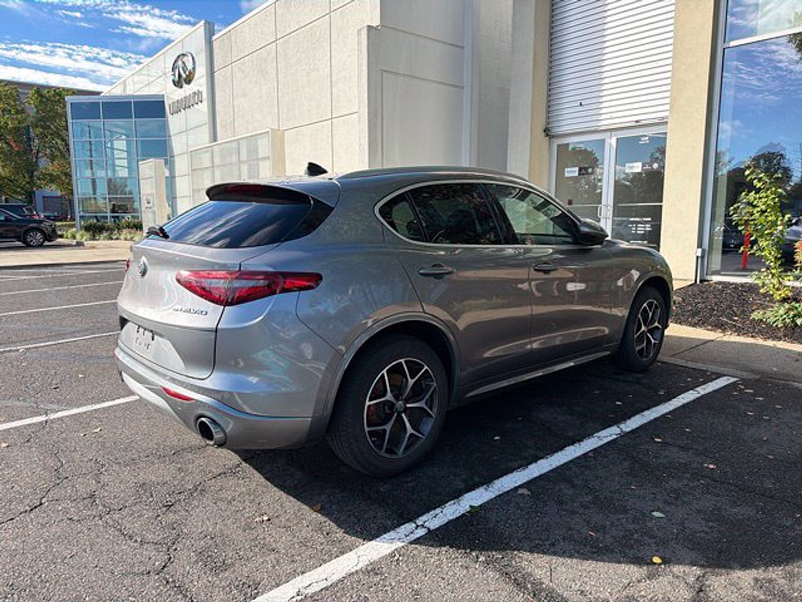 Used 2021 Alfa Romeo Stelvio Ti w/ Active Assist 2 Package TI AWD/4WD image 6