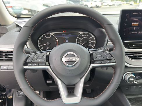 New 2026 Nissan Altima 2.5 SR w/ SR Midnight Edition Package FWD image 20