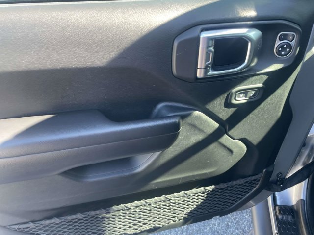 Used 2019 Jeep Wrangler Unlimited Sport S AWD/4WD image 16