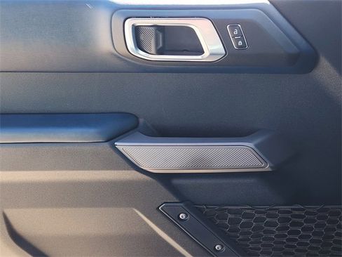 Used 2023 Ford Bronco Outer Banks w/ Sasquatch Package image 22