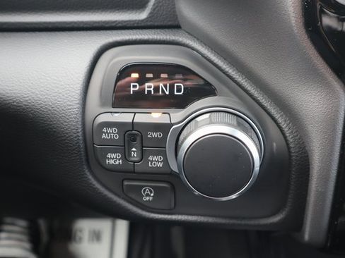 New 2026 RAM 1500 4x4 Crew Cab image 11