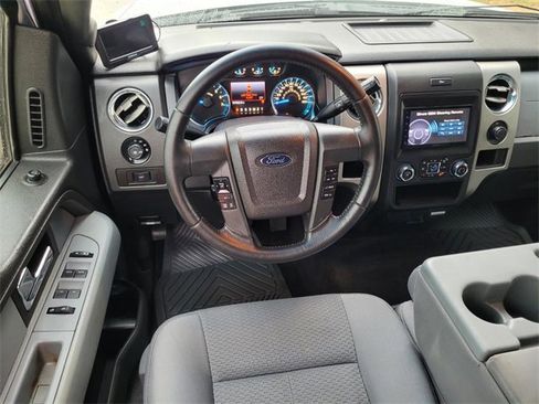 Used 2014 Ford F150 XLT w/ XLT Chrome Package image 19