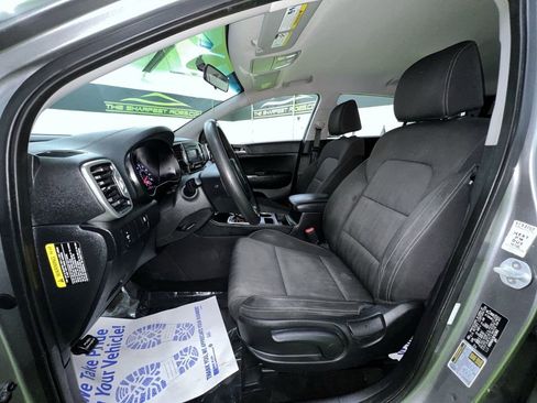 Used 2019 Kia Sportage LX FWD image 16