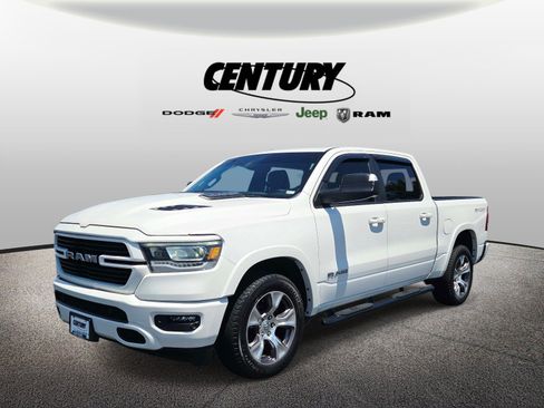 Used 2022 RAM 1500 Laramie w/ Sport Appearance Package AWD/4WD image 8