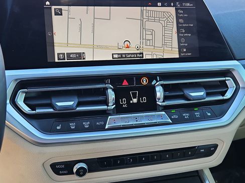 Used 2020 BMW 330i Sedan w/ Premium Package image 28