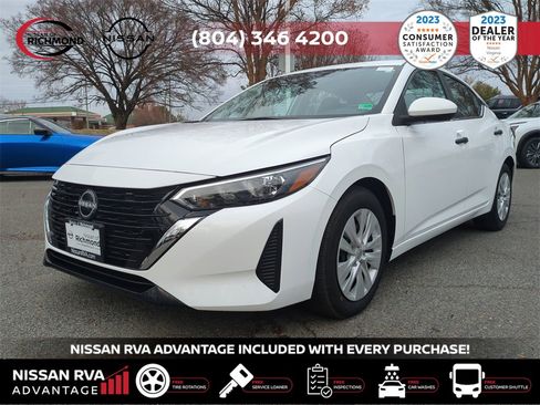 Used 2025 Nissan Sentra S image 2