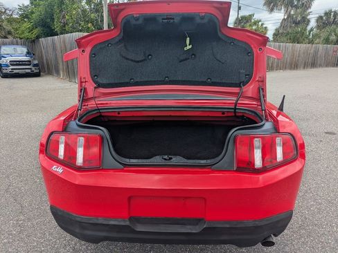 Used 2010 Ford Mustang Convertible RWD image 13