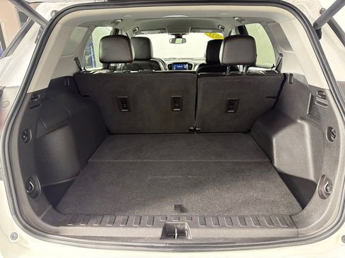 Used 2021 GMC Terrain SLT image 21