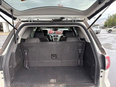 Used 2015 GMC Acadia SLT w/ Technology Package AWD/4WD image 8