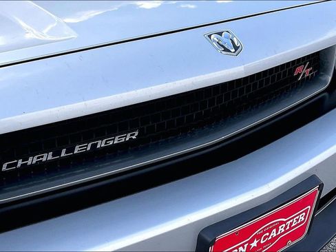 Used 2010 Dodge Challenger R/T image 31