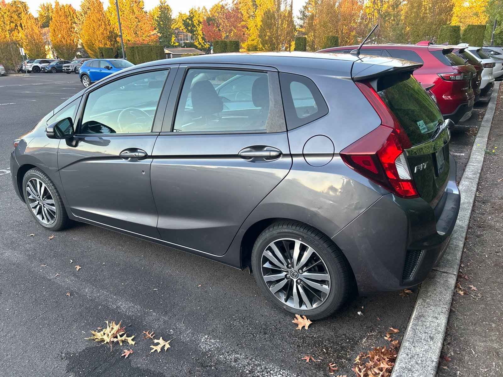 Used 2015 Honda Fit EX image 4
