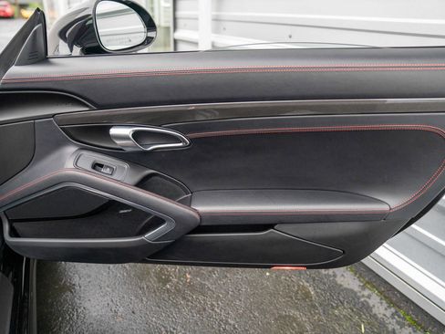 Used 2018 Porsche 911 Targa 4S image 31