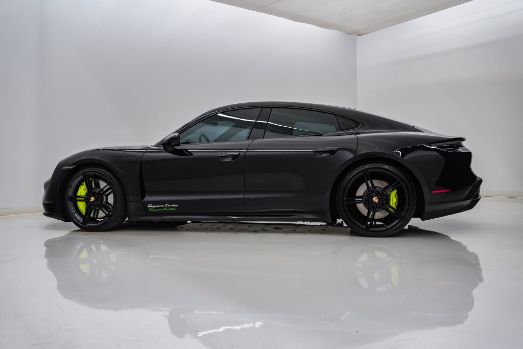 Used 2020 Porsche Taycan Turbo AWD/4WD image 2