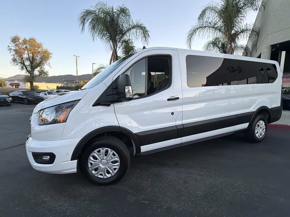 Used 2023 Ford Transit 350 XLT RWD image 9