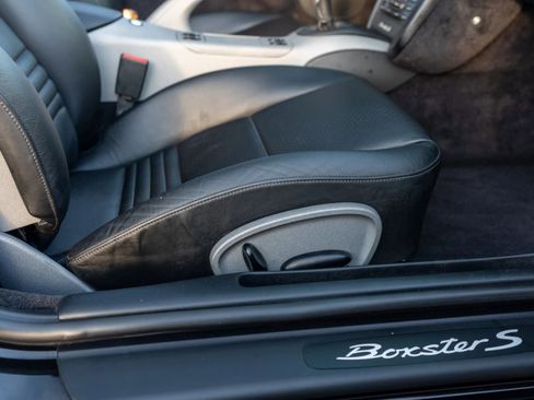 Used 2001 Porsche Boxster S image 52