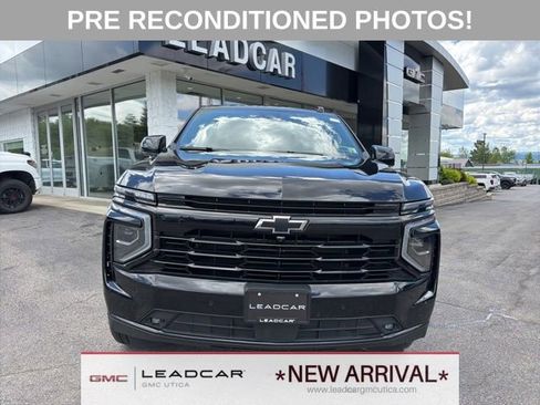 Used 2025 Chevrolet Tahoe RST w/ Comfort Package AWD/4WD image 8